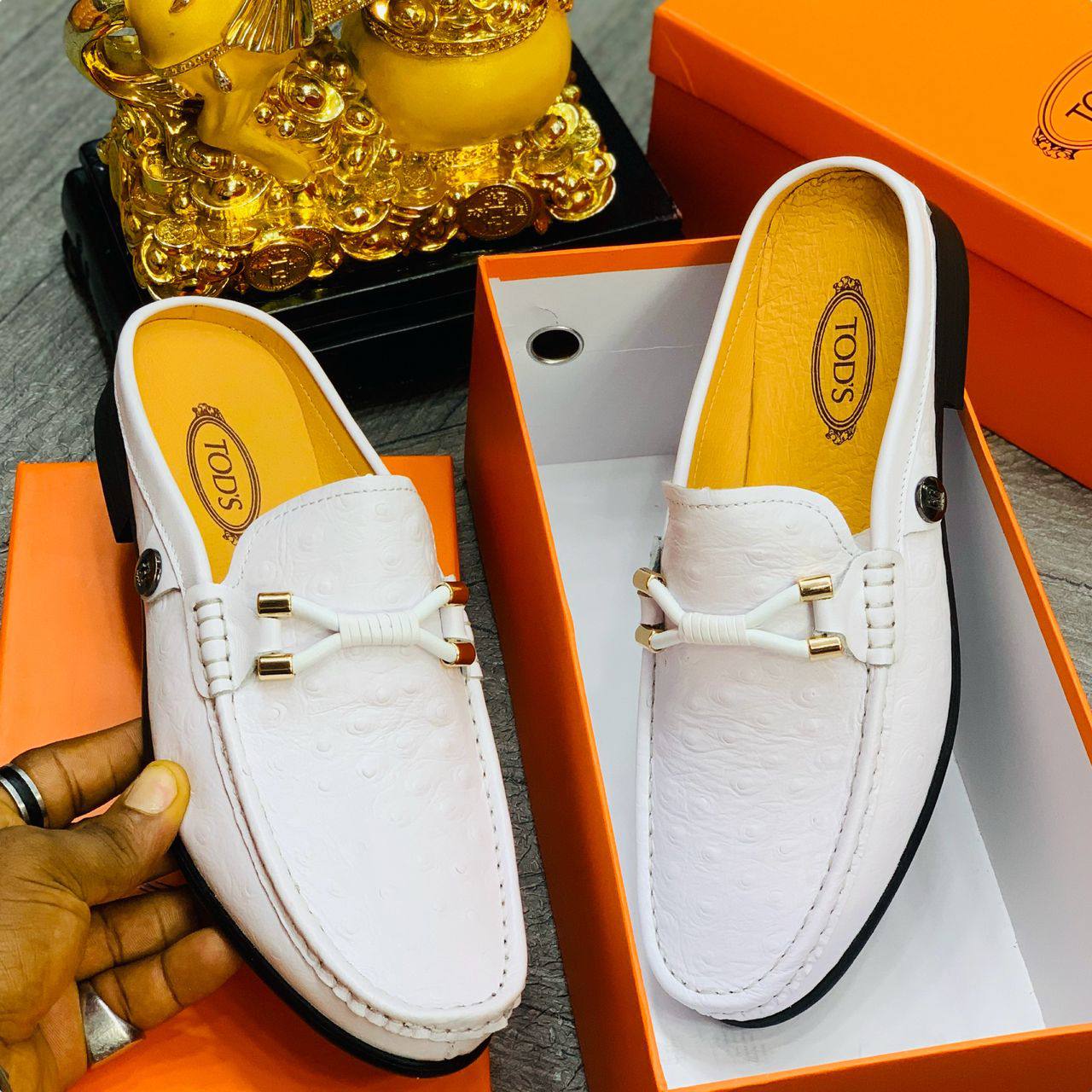peerless-designers-half-shoes