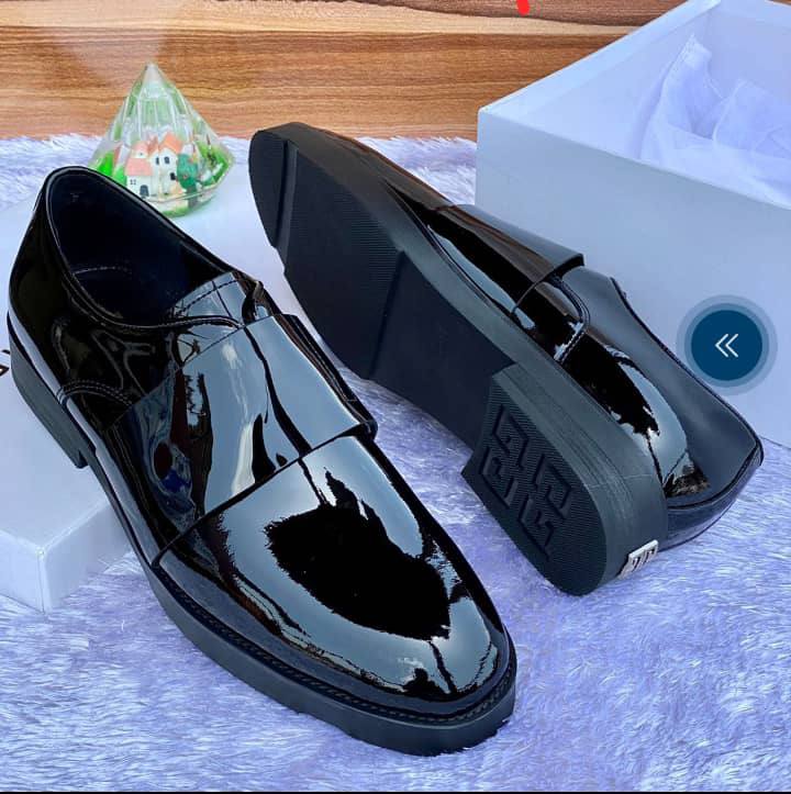 peerless-designers-loafers-shoes